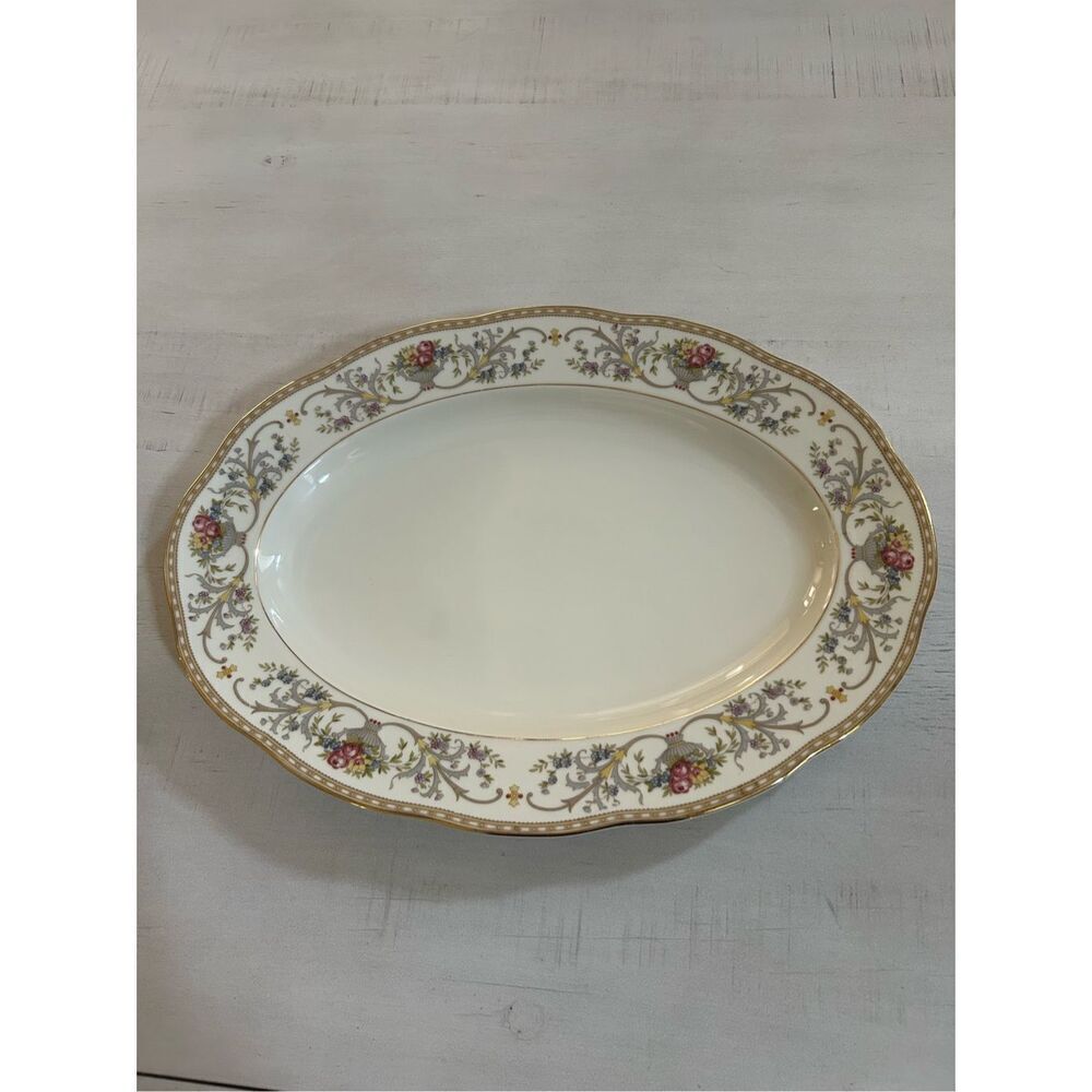 Vintage Baronet Duchess 11.5” Platter